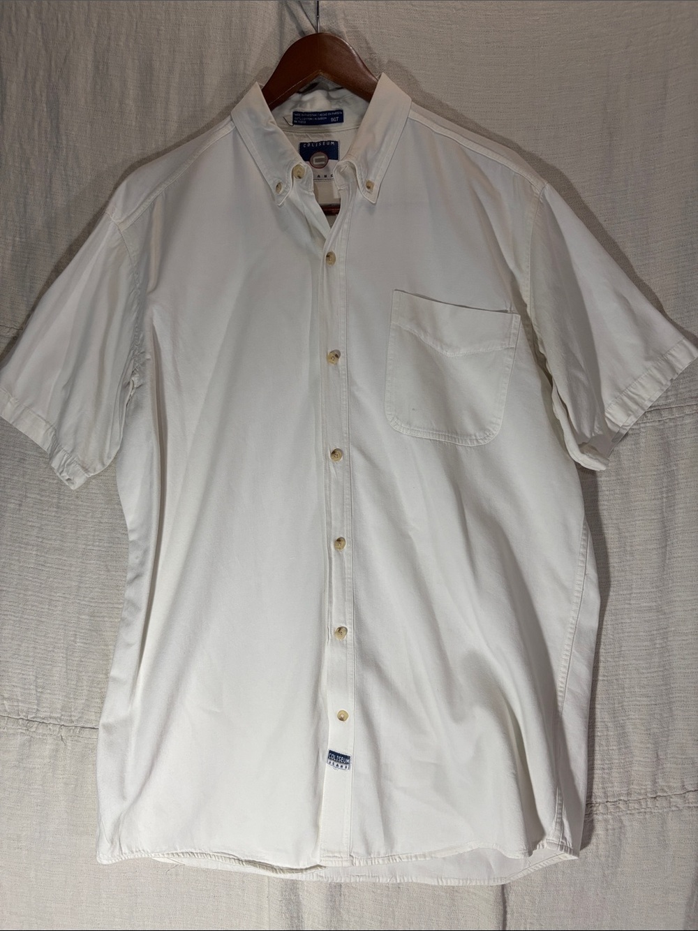 Button-Down Short Sleeve Shirt — White by Vineyard Vines